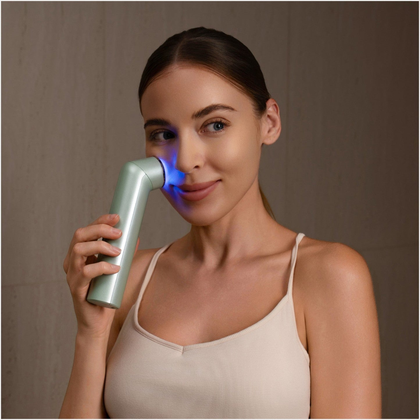 6-in-1 Light Therapy Wand - Trending Wellness Store
