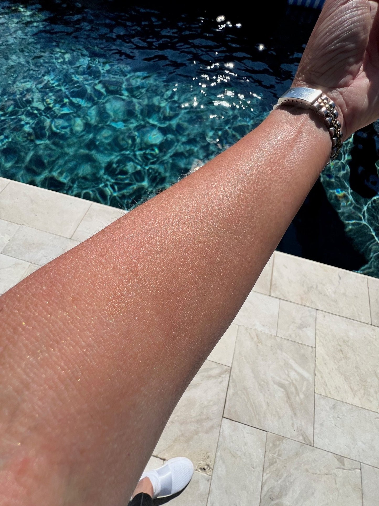 Illuminating Shimmer Body & Face Oils - Organic Radiant Glow & Hydration - Trending Wellness Store