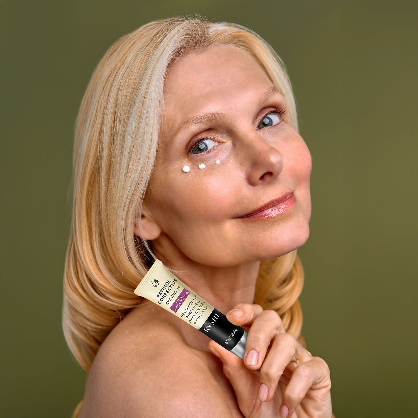 Retinol Corrective Eye Cream – Smooth, Brighten & Refresh Your Eyes - Trending Wellness Store