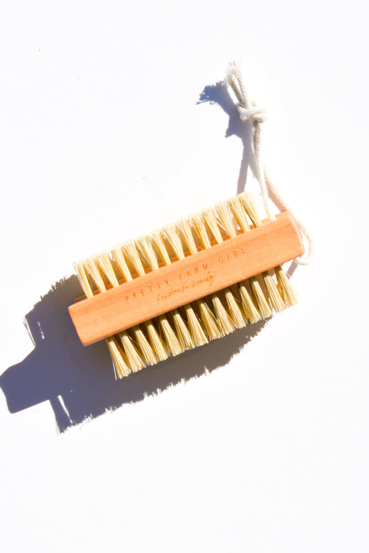 Bamboo Nail Brush With Sisal Bristles - Trending Wellness Store