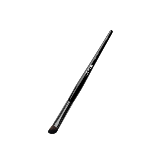 Brush #8883 - Angled Eye - Trending Wellness Store