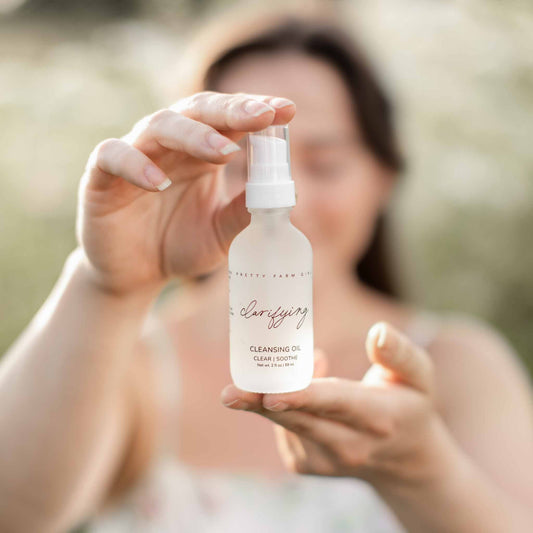 Clarifying Cleansing Oil for Acne Prone Skin - Trending Wellness Store