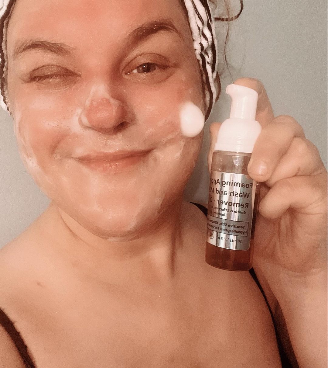 Gentle Foaming Facial Cleanser – Aloe, Apple & Ashwagandha for All Skin Types - Trending Wellness Store