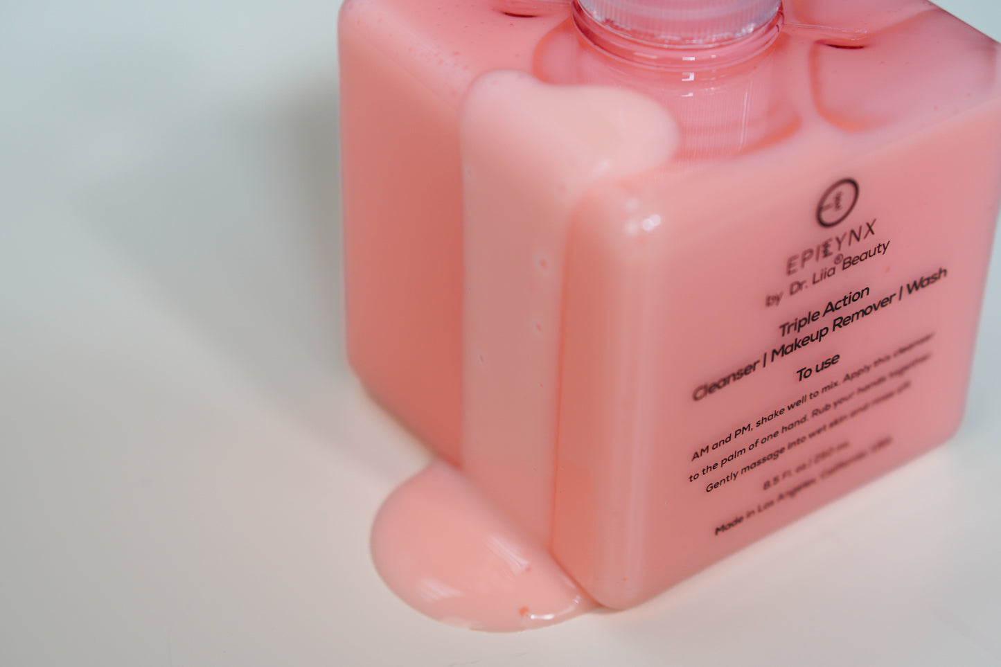 Gentle Hydrating Facial Cleanser – Aloe, Cucumber & Antioxidants (Nut-Free, Gluten-Free, Vegan) - Trending Wellness Store