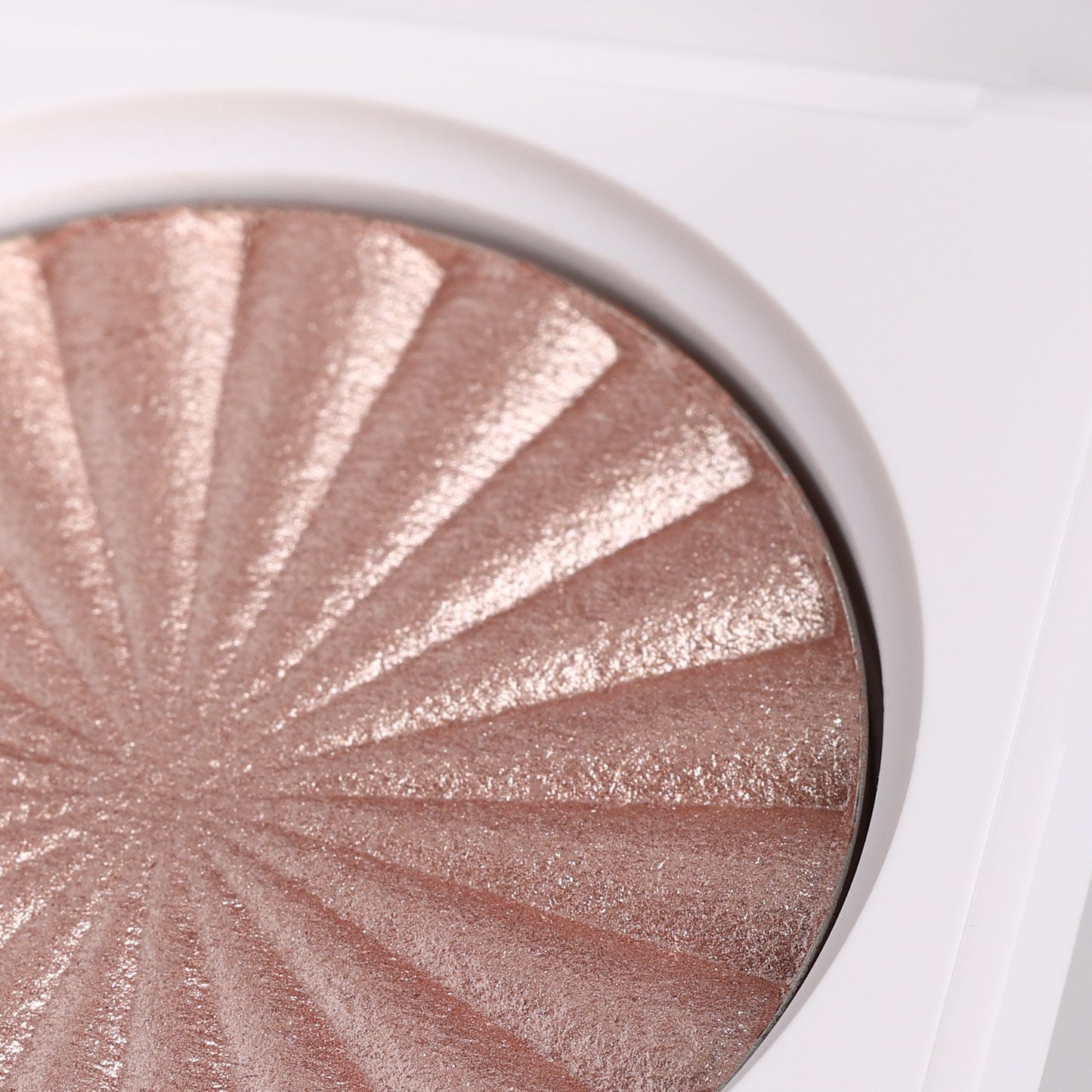 Highlighter - Blissful - Trending Wellness Store