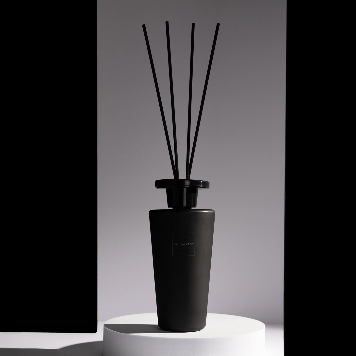 Iris 500mL Reed Diffuser - Trending Wellness Store