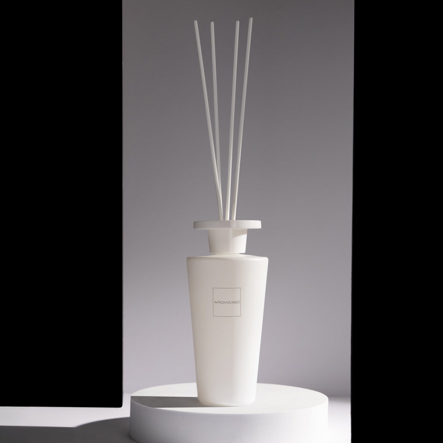 Iris 500mL Reed Diffuser - Trending Wellness Store