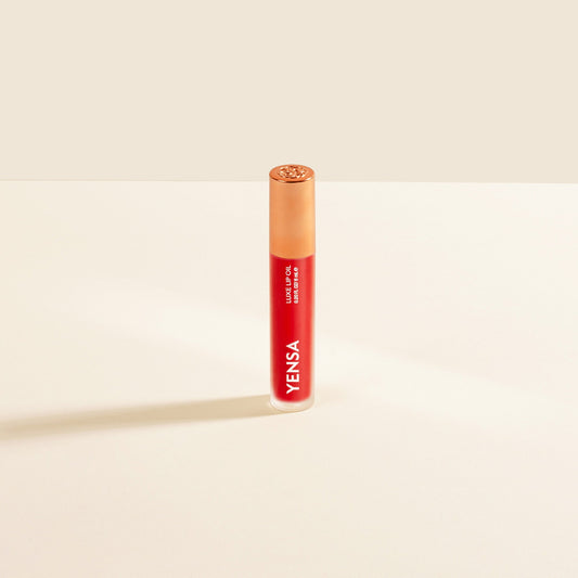 Luxe Lip Nourishing Oil with Hyaluronic + Vitamin E - Trending Wellness Store