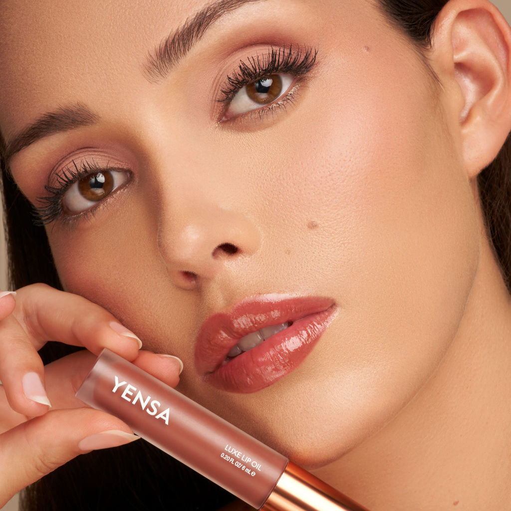 Luxe Lip Nourishing Oil with Hyaluronic + Vitamin E - Trending Wellness Store