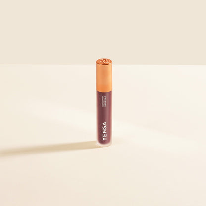 Luxe Lip Nourishing Oil with Hyaluronic + Vitamin E - Trending Wellness Store