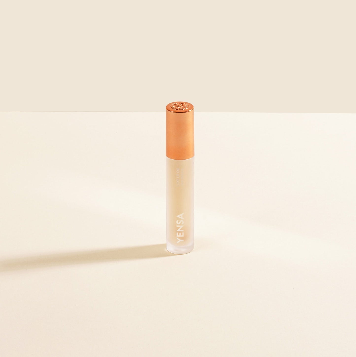 Luxe Lip Nourishing Oil with Hyaluronic + Vitamin E - Trending Wellness Store