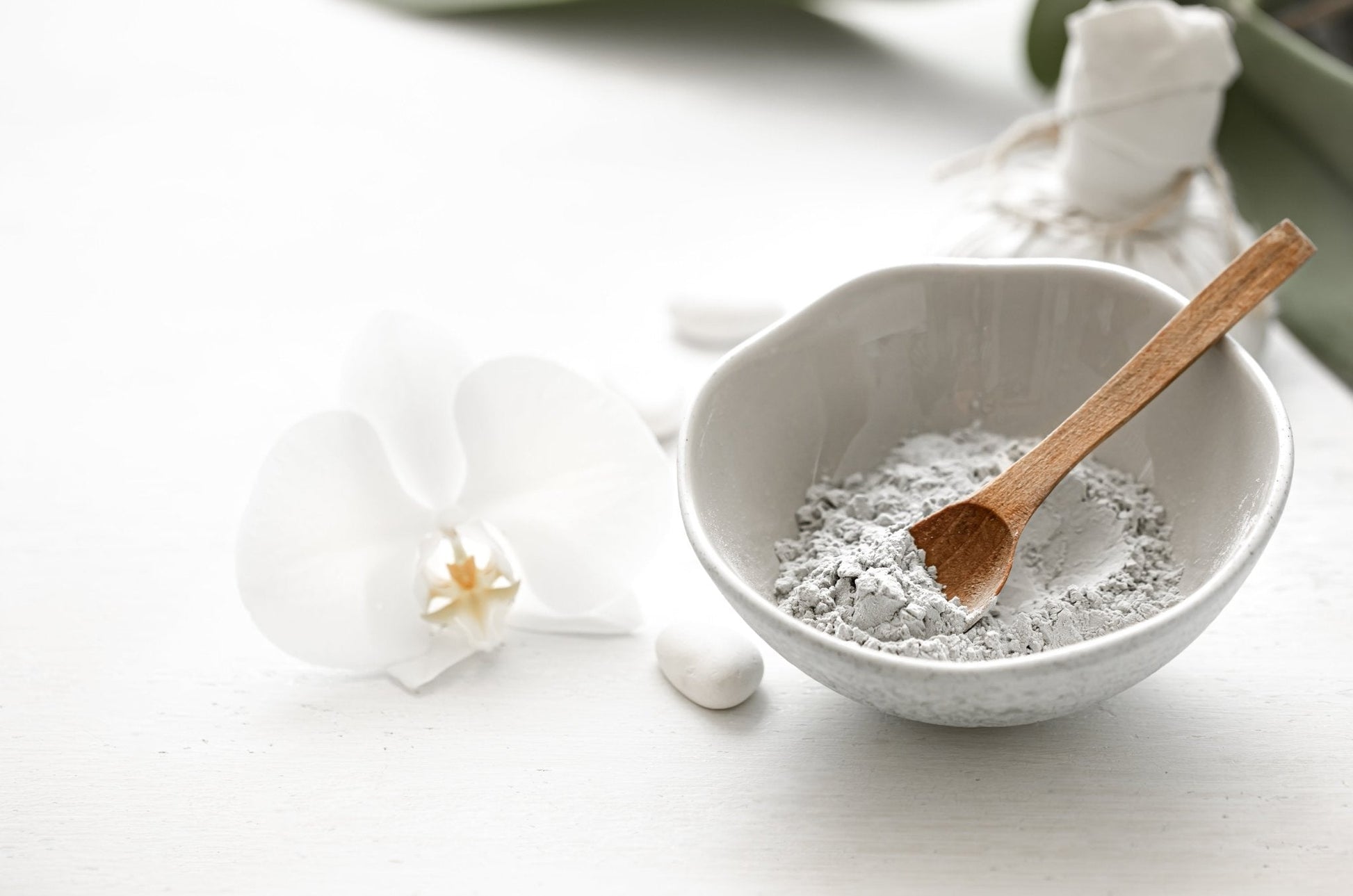 Organic Dead Sea Mud Mask With Bentonite Clay - Exfoliate & Rejuvenate - Trending Wellness Store