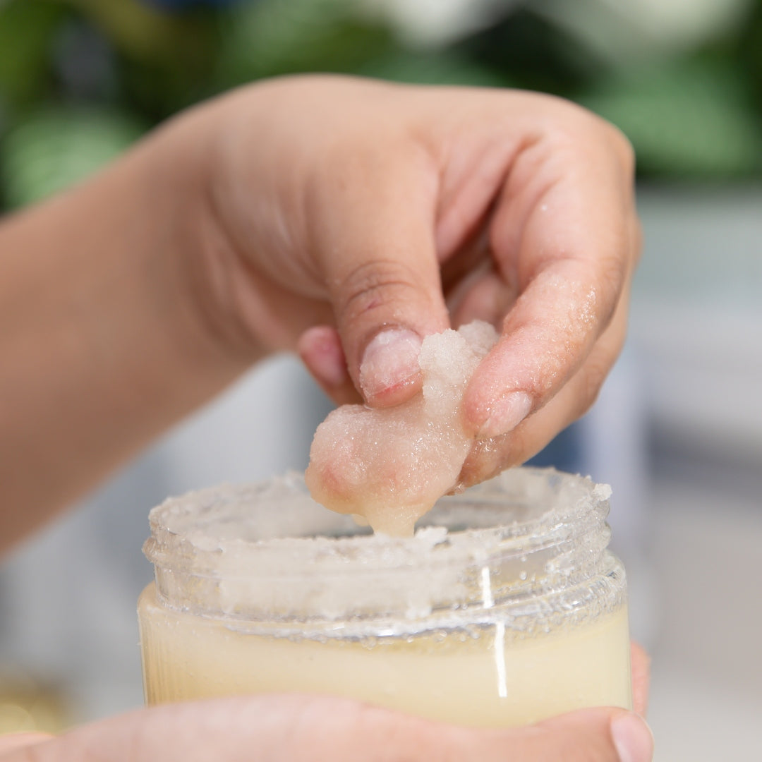 Peach Exfoliating & Hydrating - Sugar Scrub - Body Scrub - Trending Wellness Store