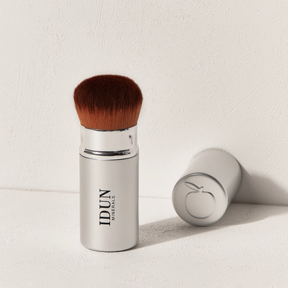 RETRACTABLE KABUKI BRUSH - Trending Wellness Store