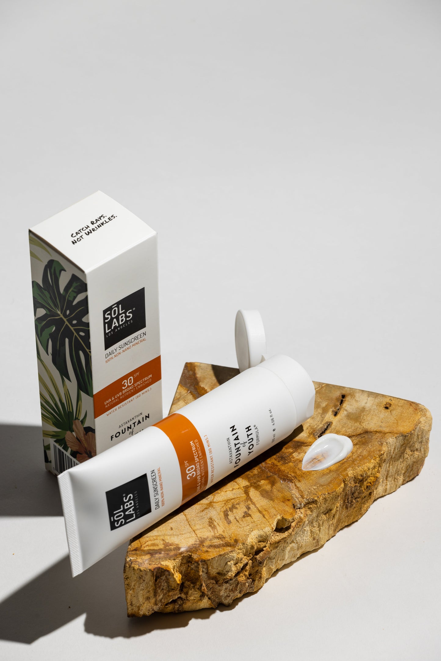 SOL LABS® Natural Mineral SPF 30 Daily Sunscreen Lotion - Broad Spectrum UVA/UVB Protection & Hydrating Formula - Trending Wellness Store