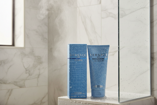 Versace Man Eau Fraiche Perfumed Bath & Shower Gel For Men 200 ml / 6.7 oz - Trending Wellness Store